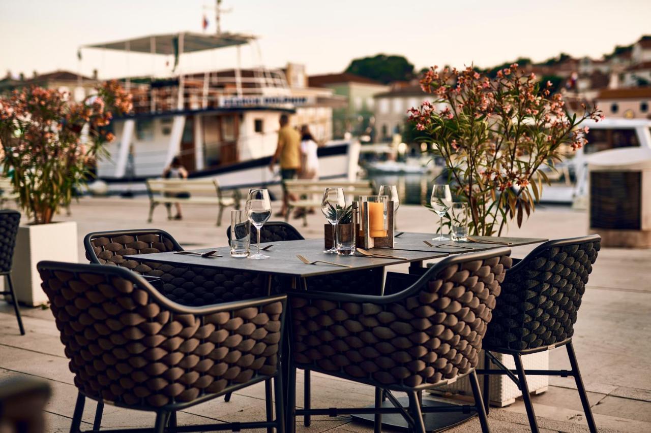 Hotel Apoksiomen Mali Lošinj Exterior foto
